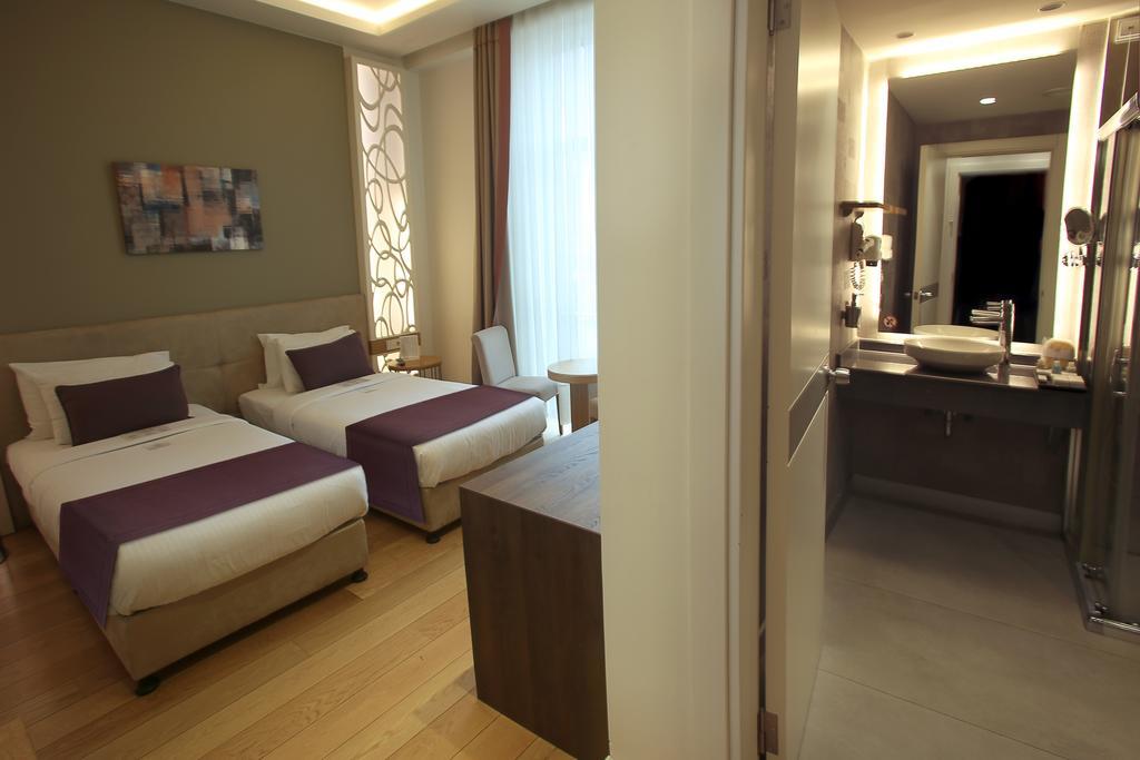 Wes Hotel Kocaeli Exterior photo